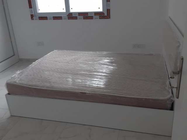 Gönyeli Merkez'de 2+1 full eşyalı yeni bina yeni daire yeni eşya Kiralık Daireler