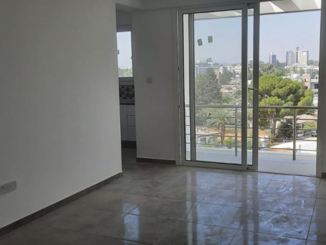 Nikosia Kizilbas ta 2 + 1 85 m2 Wohnung zum Verkauf mit Aufzug 43,500 stg ** 