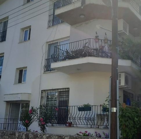 Alsancakta 3+1 120m2 Satılık Apartman Dairesi 59,000stg 