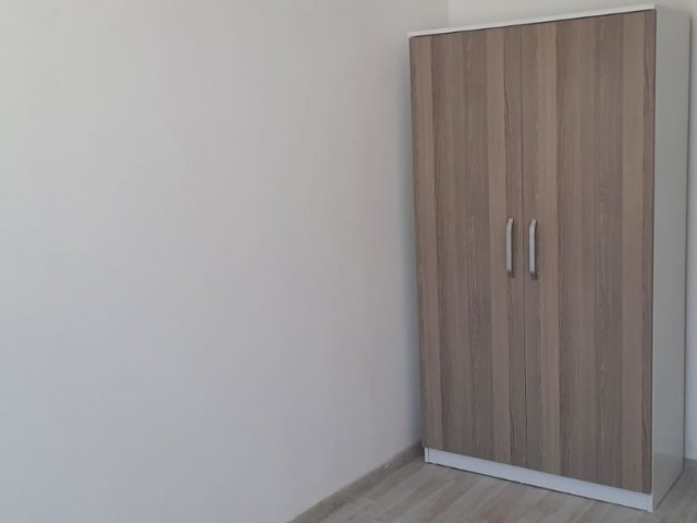 Dikmen'de 2+1 85 m² Satılık Daireler 39,900Stg