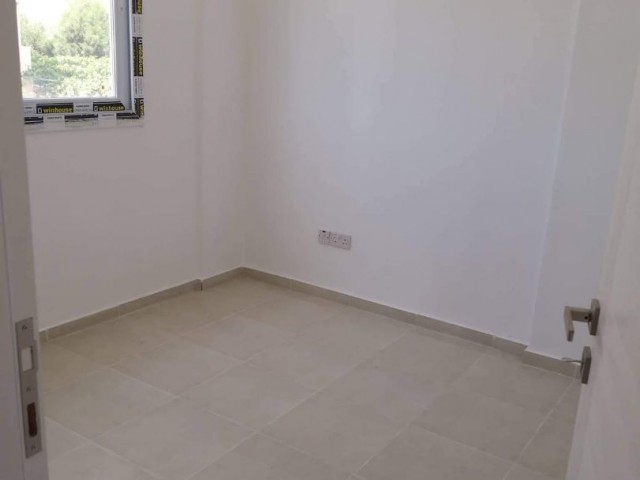 3 +1 110m2 Apartment for sale behind Gönyeli Dürümcübaba stg 48,000 ** 