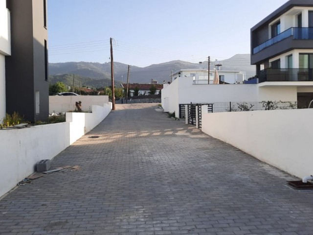 Alsancak 3 + 1 155 m2 Villa for Sale with Mountain and Sea Views 