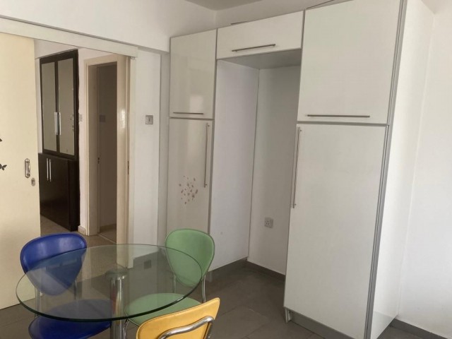 Kermiya'da 3+1  Geniş Ferah Merkezi Konum Satılık Apartman Dairesi 54,000stg