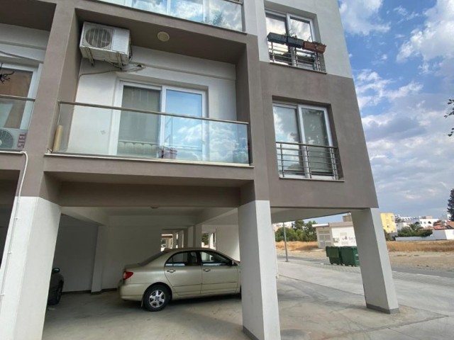 Küçükkaymakli da 2+1 85m2 Rental Darie 350stg ** 