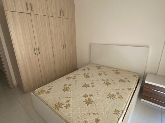 Küçükkaymakli da 2+1 85m2 Rental Darie 350stg ** 