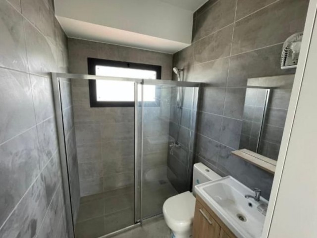 2+1 Wohnung und Penthouse mit Aufzug in Yenisehir zu verkaufen zu Preisen ab 65,000 stg ** 