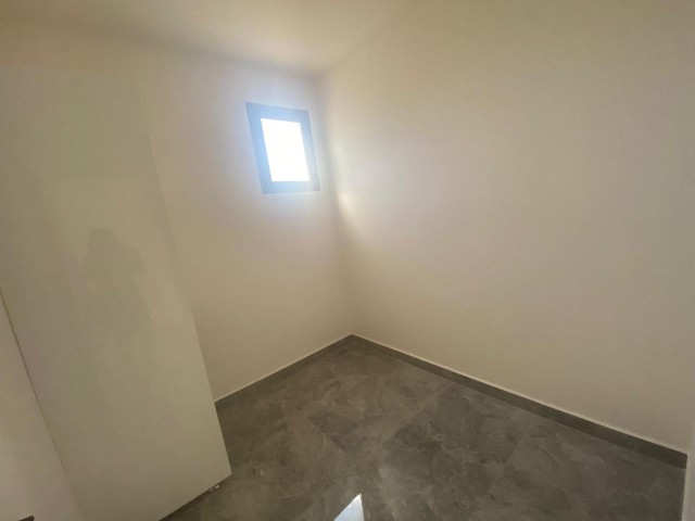 Gönyeli'de 4+1 380m2 Satılık Lüks İkiz Villa 165,000stg 