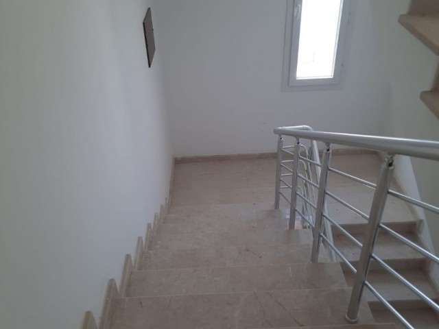 3+ 1, Villa-sized Zero Apartment for Sale in Gönyeli 80,000stg ** 