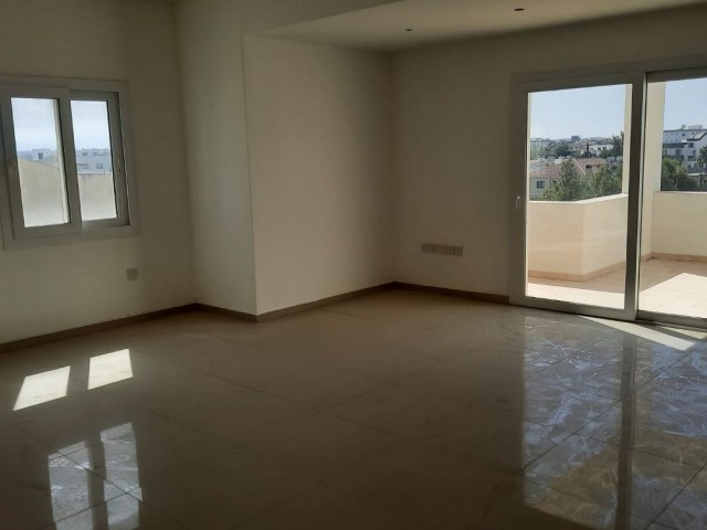 3+ 1, Villa-sized Zero Apartment for Sale in Gönyeli 80,000stg ** 