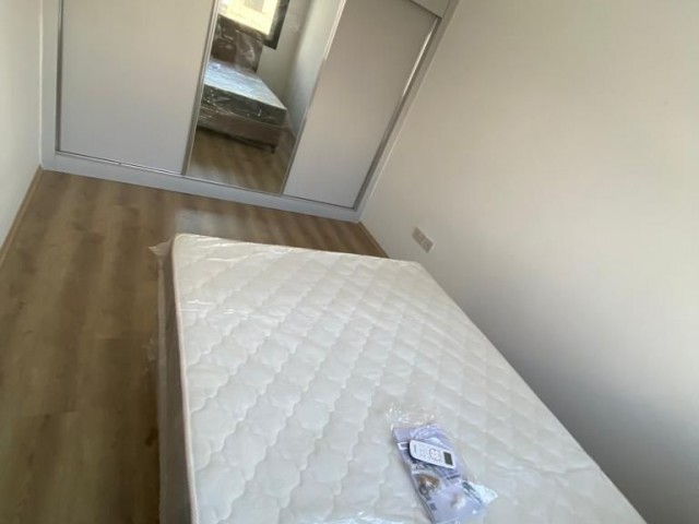 Gönyeli  2+1  Apartman Dairesi  400stg