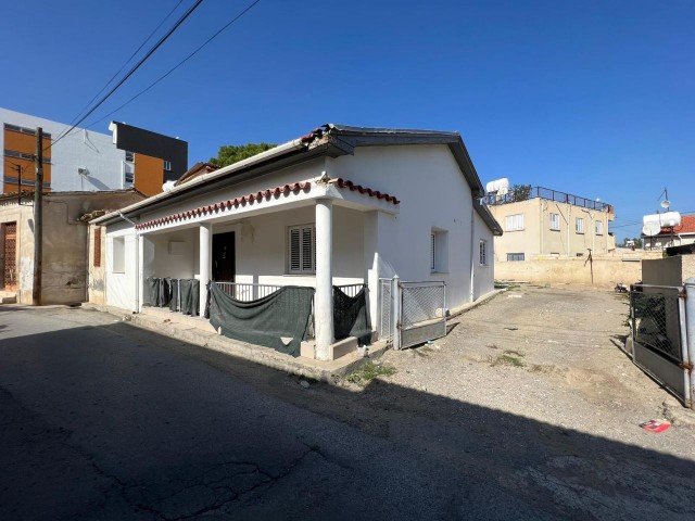 Detached House To Rent in Kızılbaş, Nicosia