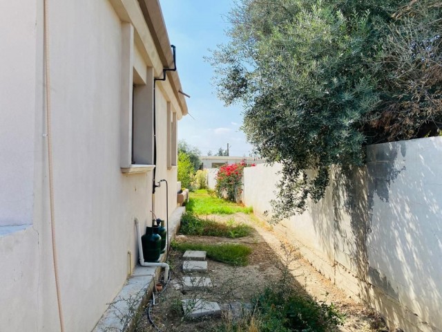 Einfamilienhaus Kaufen in Değirmenlik, Nikosia