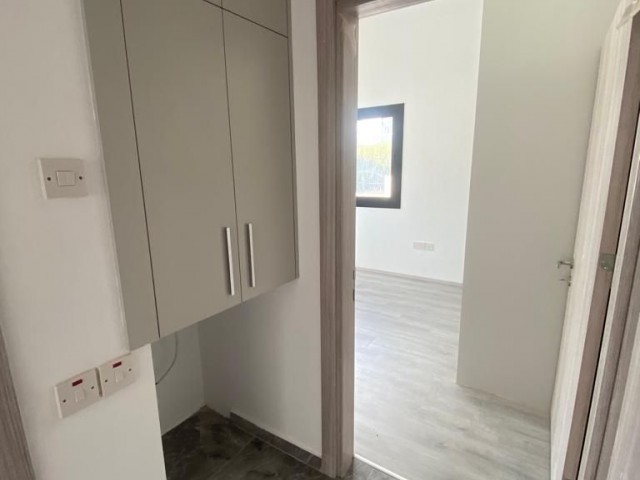 Gönyeli’de 2+1 85 m2 ara kat KDV, trafo ödenmiş Türk malı satılık sıfır daire 59.900 stg