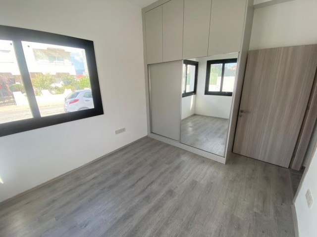 Gönyeli’de 2+1 85 m2 ara kat KDV, trafo ödenmiş Türk malı satılık sıfır daire 59.900 stg