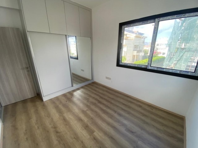 Gönyeli’de 2+1 85 m2 ara kat KDV, trafo ödenmiş Türk malı satılık sıfır daire 59.900 stg