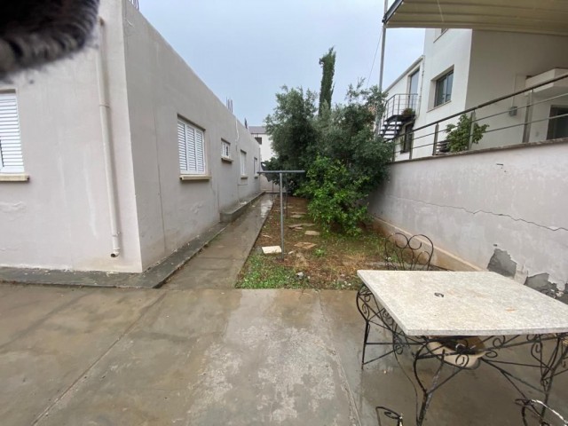 Detached House To Rent in Metehan, Nicosia