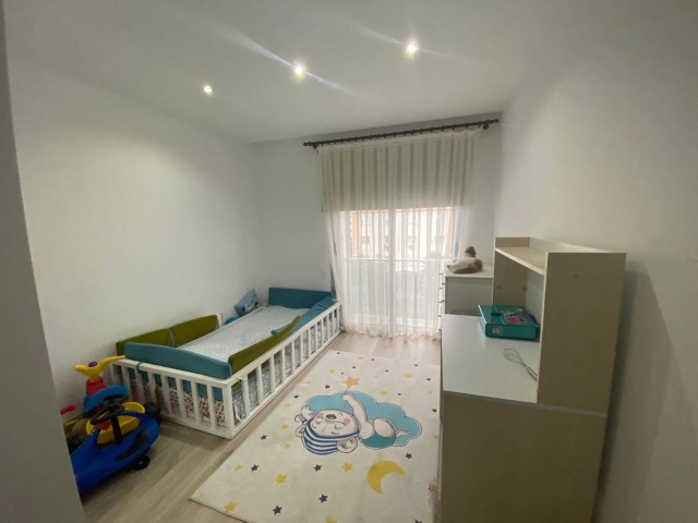 Flat For Sale in Küçük Kaymaklı, Nicosia