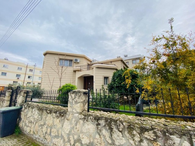 Villa To Rent in Küçük Kaymaklı, Nicosia