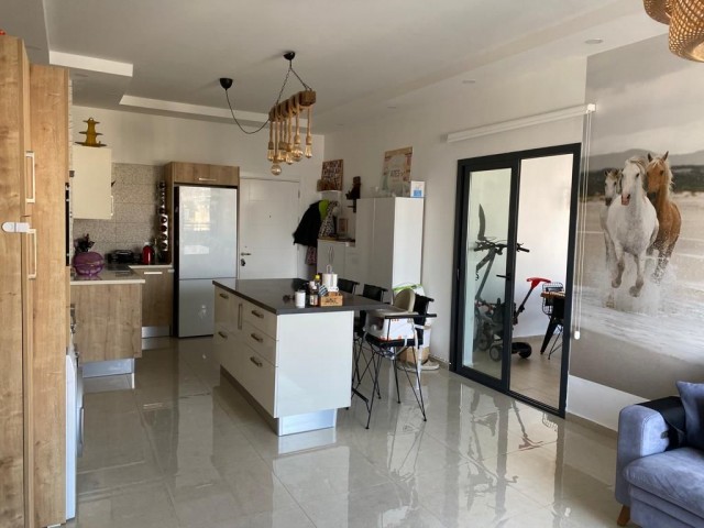 Penthouse Kaufen in Gönyeli, Nikosia