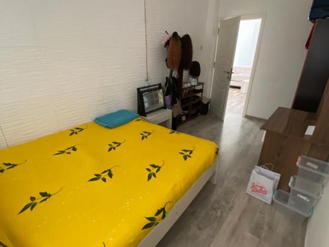 Ortaköy'de Ticari İzinli 3+1, 120 m² Satılık Zemin Kat Daire £65.000