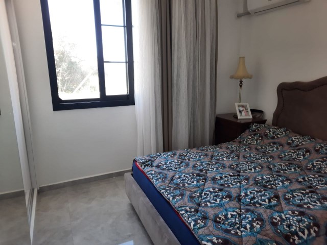 Zeytinlikte 3+1 135m2  Ful Eşyalı Zeminkat Bahçeli Satılık Daire 159.900stg