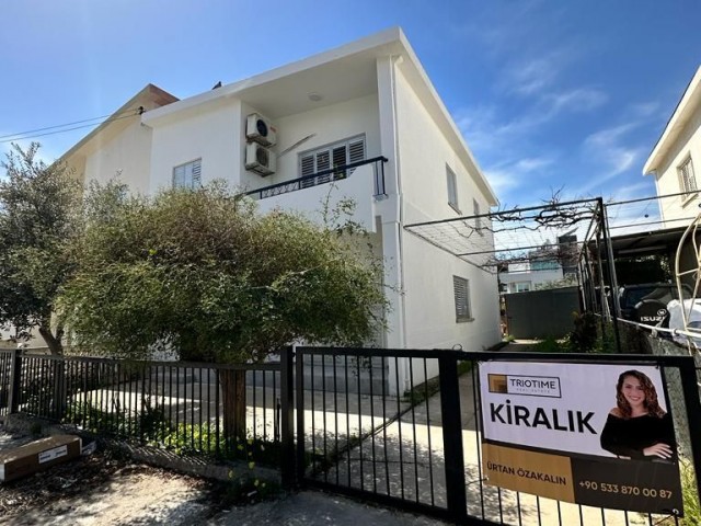 Yenikent'te 3+1 Tadilatlı Full Yeni Eşyalı Geniş Bahçeli Kiralık İkizVilla 750stg