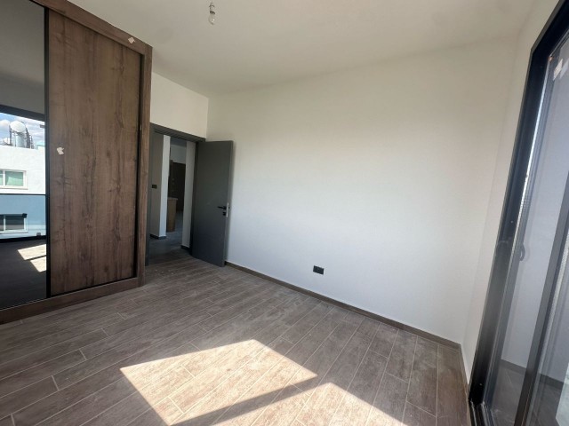 Hinter Gönyeli Big Kiler Market 2+1, 90 m², Erdgeschoss, Garten und Penthouse Optionen mit Preisen ab 