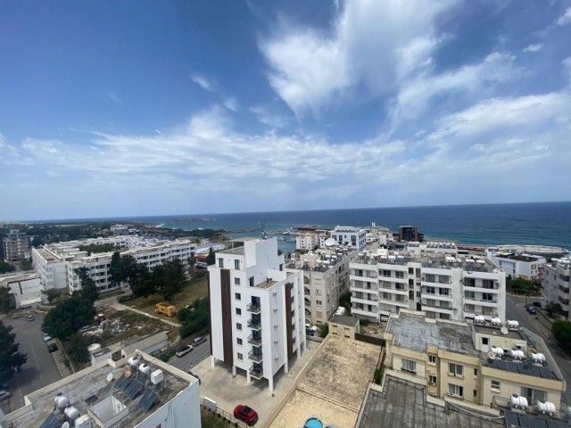 3+1 m2 120 m2+70 m2 Penthouse zu verkaufen in Kyrenia Kashgar Gebiet mit ununterbrochenem Meer- und 