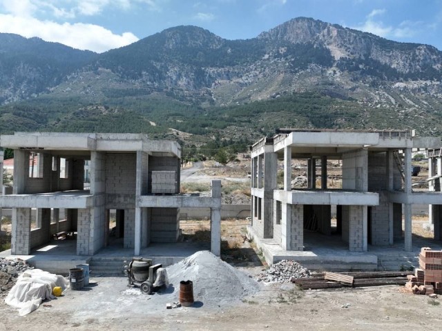 4+1, 250 m2 Luxury Villas with Magnificent Views for Sale in Girne Lapta