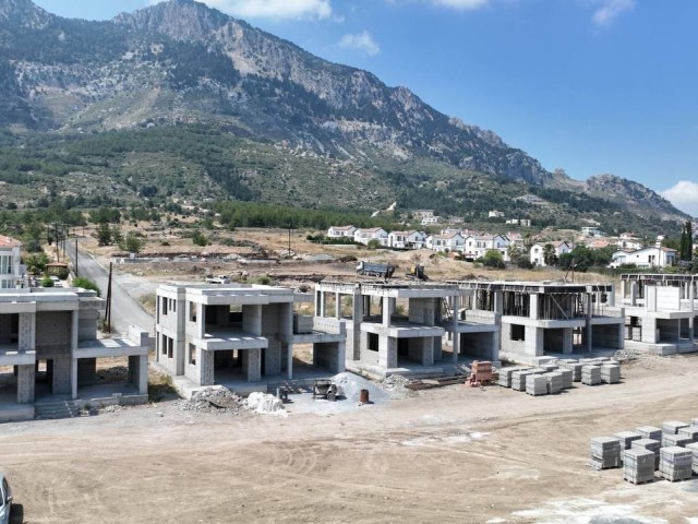 4+1, 250 m2 Luxury Villas with Magnificent Views for Sale in Girne Lapta