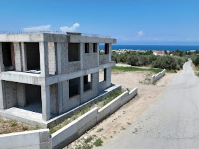 4+1, 250 m2 Luxury Villas with Magnificent Views for Sale in Girne Lapta