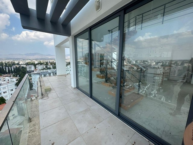 2+1 Loft-Penthouse zum Verkauf im Zentrum von Nikosia 154.500 stg
