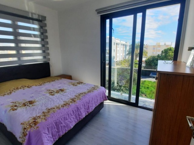 2+1, 70 m² neue Wohnung zum Verkauf in Gönyeli, in der Nähe der Hauptstraße