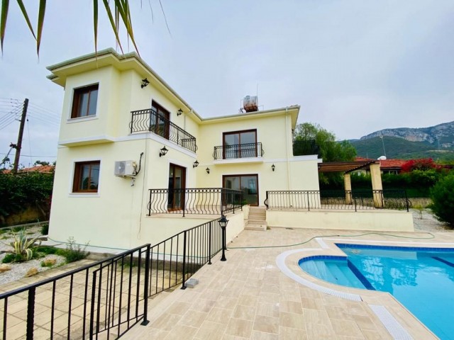 3+1 240m2 Villa for Sale on an 800 m2 Plot with Unique Mountain and Sea Views and Pool in Çatalköy, 