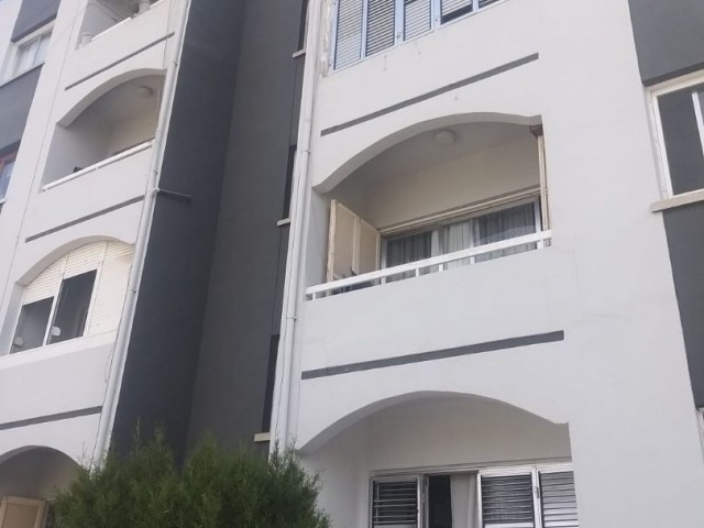 3+1 110 m2 Apartment for Sale in Küçük Kaymaklı, Nicosia