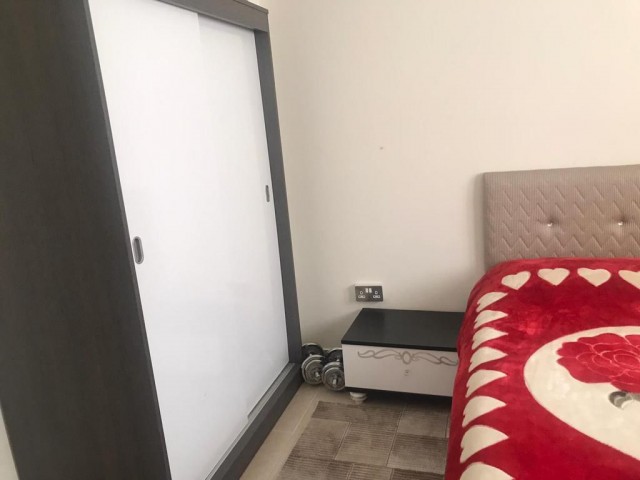 3+1 125 m2 Wohnung zum Verkauf mit Gemeinschaftspool in der Region Kyrenia Alsancak