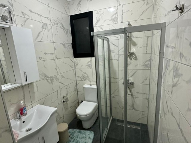 2+1 Apartment mit Bad zu vermieten in Nikosia Küçük Kaymaklı