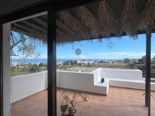 2+1 Villa for Sale in a Quiet Site with Sea View in Kyrenia Alsancak