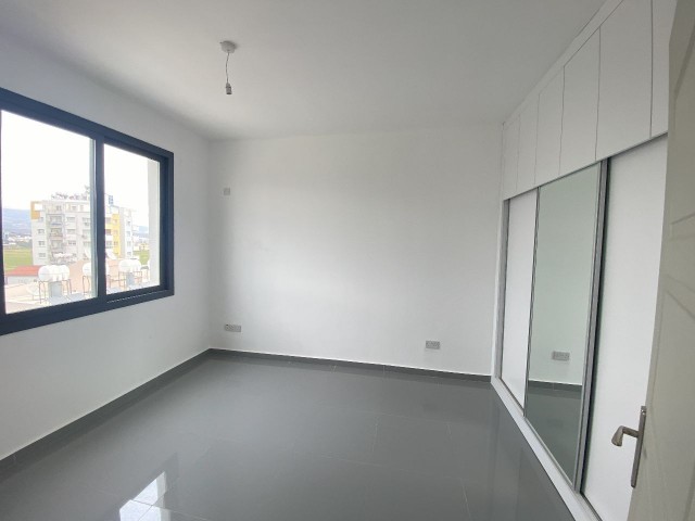 Lefkoşa Kızılbaş'ta 2+1, 80 m² Satılık Penthouse