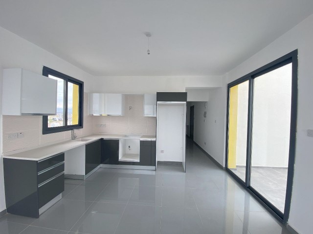 Lefkoşa Kızılbaş'ta 2+1, 80 m² Satılık Penthouse