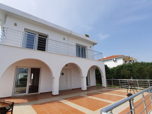 Unfurnished 4+1 Villa with Private Pool for Rent in Kyrenia Alsancak