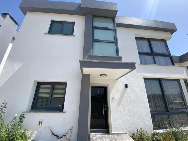 3+1 Ultra Luxury Villa with Garden for Rent in Hamitköy Anıttepe, Offering a Stylish, Modern and Elite Life