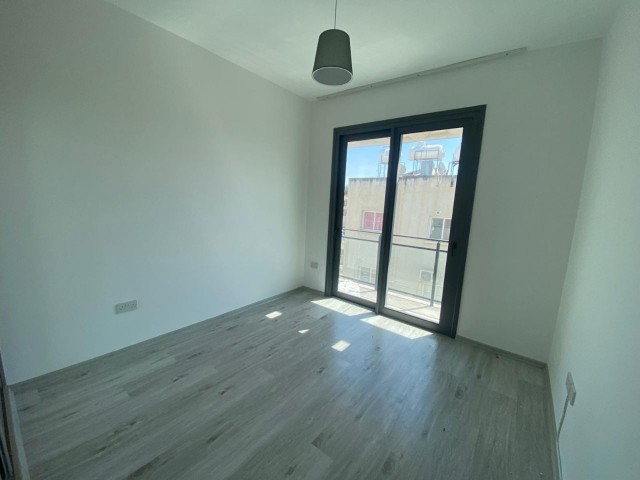 2+1, 85 m2 Flat with Elevator for Sale with Commercial Permit, Ready for Delivery in Nicosia Kızılbaş