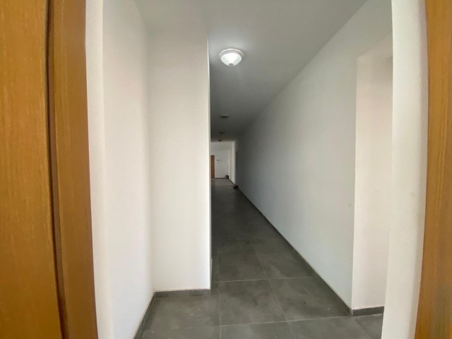 2+1, 85 m2 Flat with Elevator for Sale with Commercial Permit, Ready for Delivery in Nicosia Kızılbaş