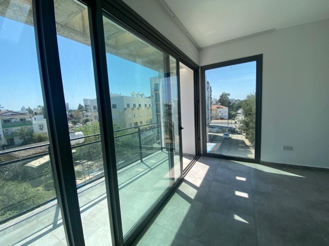 2+1, 85 m2 Flat with Elevator for Sale with Commercial Permit, Ready for Delivery in Nicosia Kızılbaş