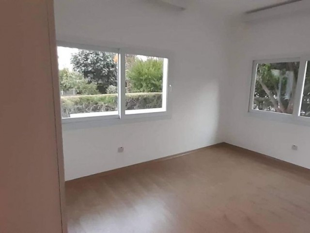 Clean, Cost-free 130m2, 3+1 Apartment for Sale in Küçük Kaymaklı