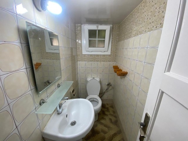 3+1 Centrally Located Detached House for Rent in Nicosia Taskinköy