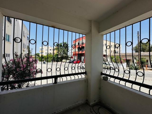 3+1, 105 m2 Ground Floor Flat for Sale with Commercial Permit on the Main Road in Nicosia Küçük Kaymaklı