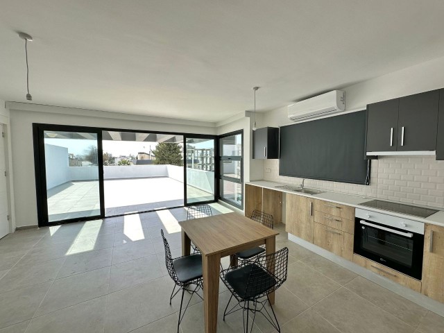 2+1 Penthouse-Wohnungen zur Miete in Nikosia Küçük Kaymaklı, 85 m² inklusive kostenloser Nutzung des