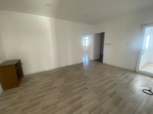 Office To Rent in Küçük Kaymaklı, Nicosia